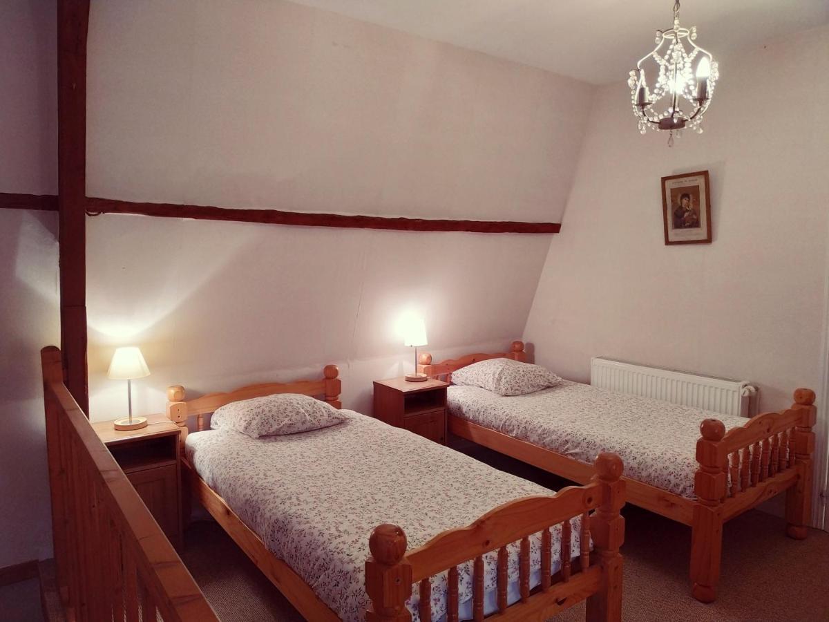 Chateau De Belle-Vue Bed & Breakfast Sainte-Cecile  ภายนอก รูปภาพ